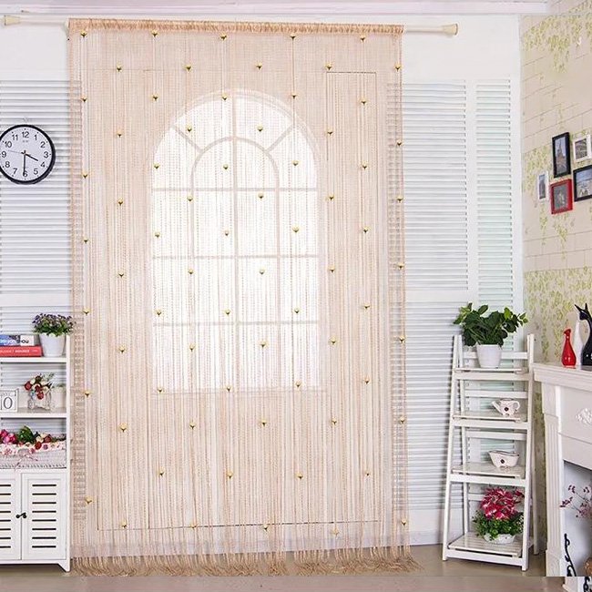✨VARMT SALG✨Elegant og stilig dørgardin med roser