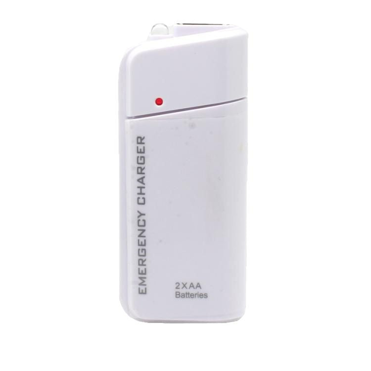 ✨50% Rabatt✨🔋 Tragbares Notfall-Handyladegerät mit AA-Batteriebetrieb und LED-Taschenlampe