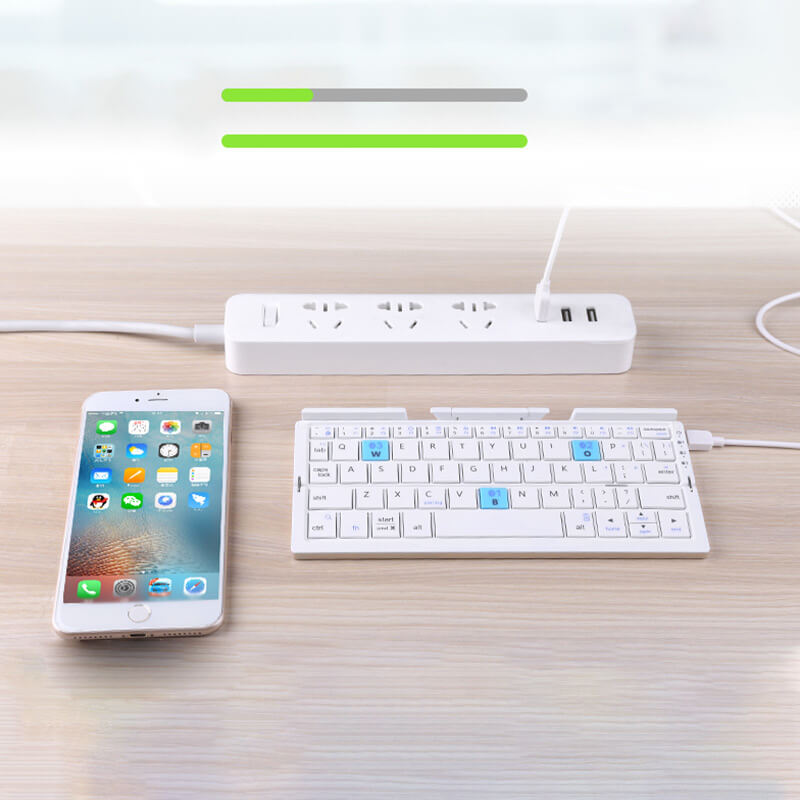 ✈️Gratis frakt📦Sammenleggbart minitastatur for telefon/nettbrett/laptop