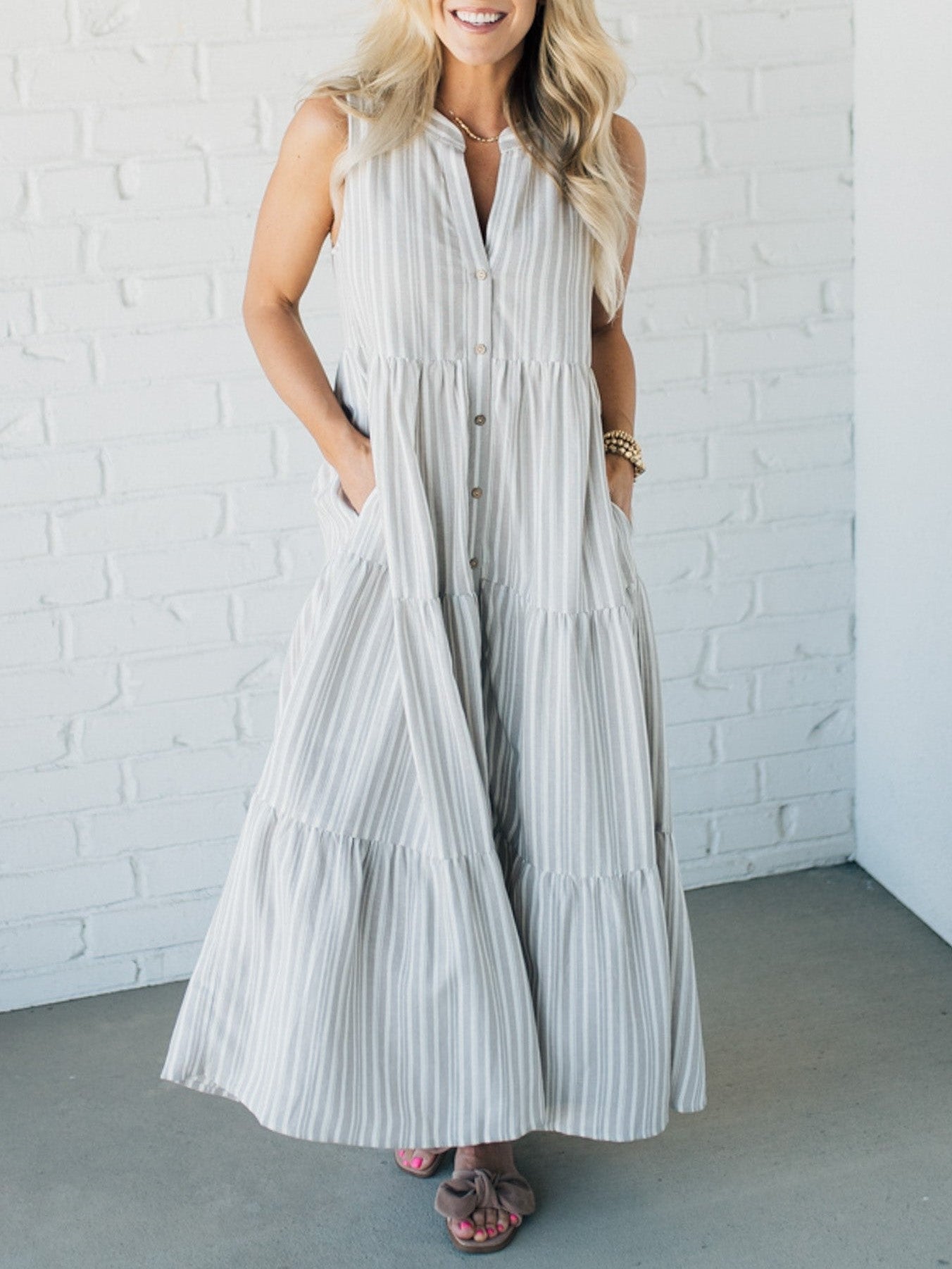🔥50% de réduction 🔥Robe boutonnée à col en V et rayures sur le devant 👗Achetez-en 2 et économisez 10 %