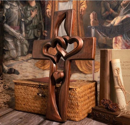 ❤️✝️Handgefertigtes Holzkreuz mit verschlungenen Herzen