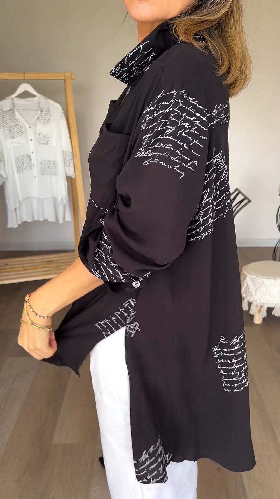 🔥Vendita calda Grande sconto 🌸Camicia con risvolto alla moda e stampa di lettere