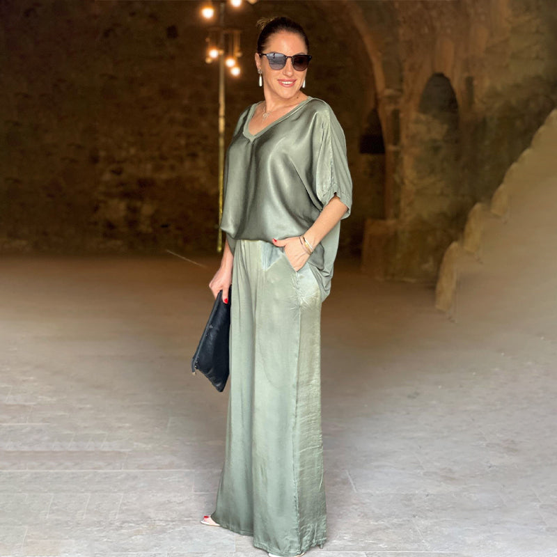 💃Elegant shiny two-piece set with V-neck in plus size