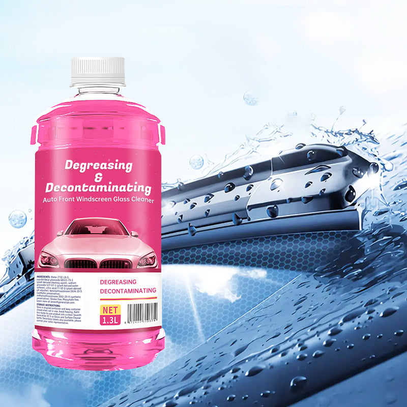 Stralend glazen water