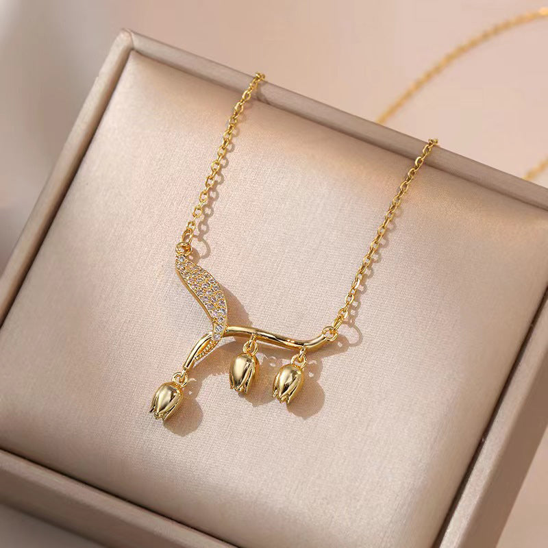 Elegante collana di orchidee per le donne