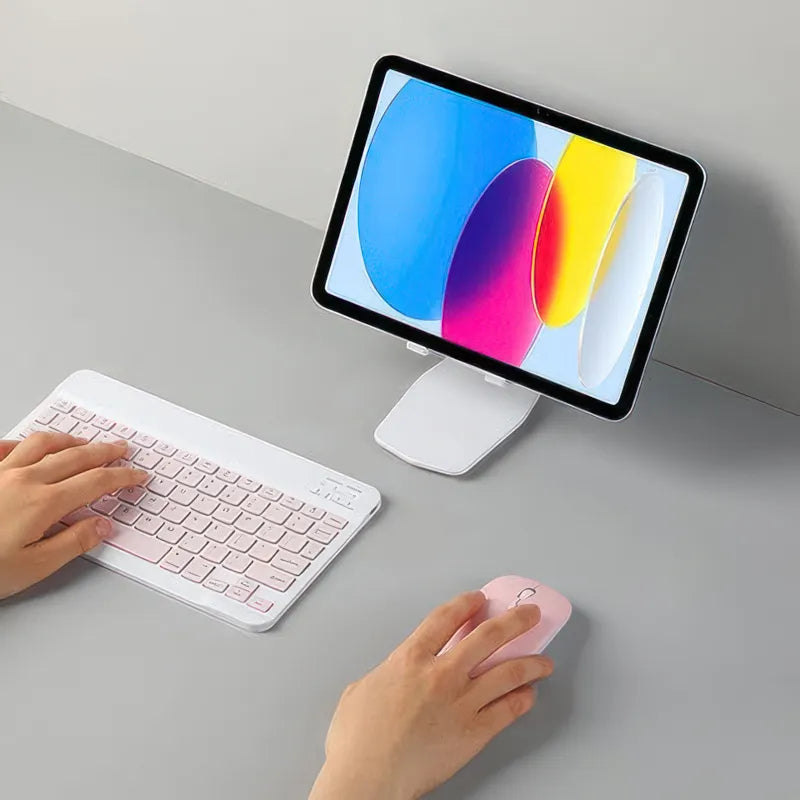 Set di bluetooth wireless: tastiera e mouse rumorosi