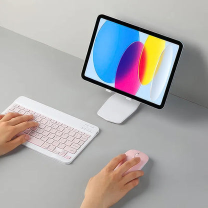 Set di bluetooth wireless: tastiera e mouse rumorosi