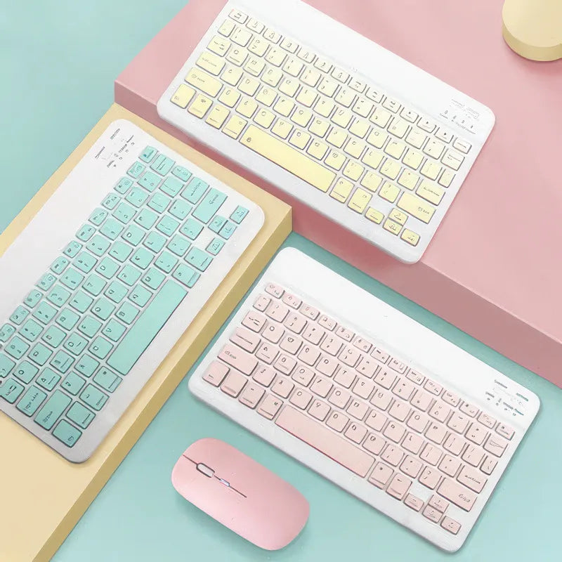 Set di bluetooth wireless: tastiera e mouse rumorosi