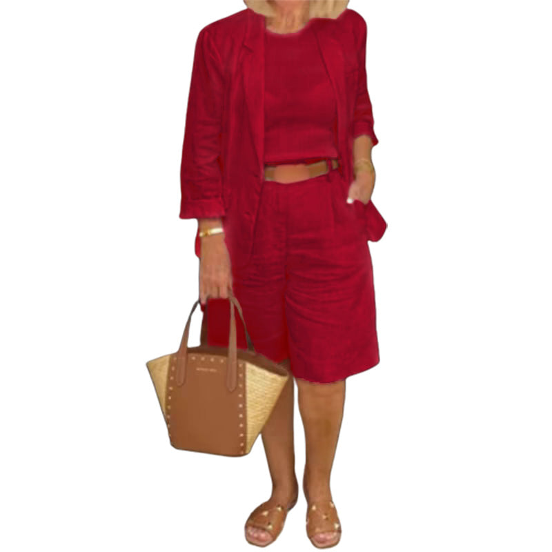 Elegante set di pantaloncini di lino e blazer per le donne