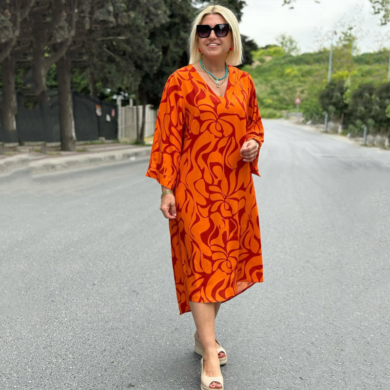 Elegante abito stampato per donne in oversize