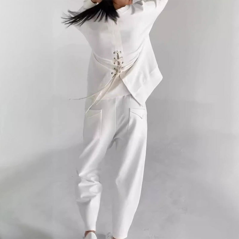 Abito da donna casual sportivo con diverse borse