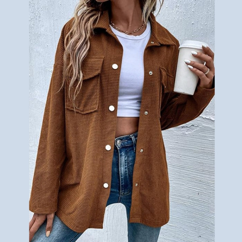 Kvinnans våffla stickade skjorta jacka med en knappbar
