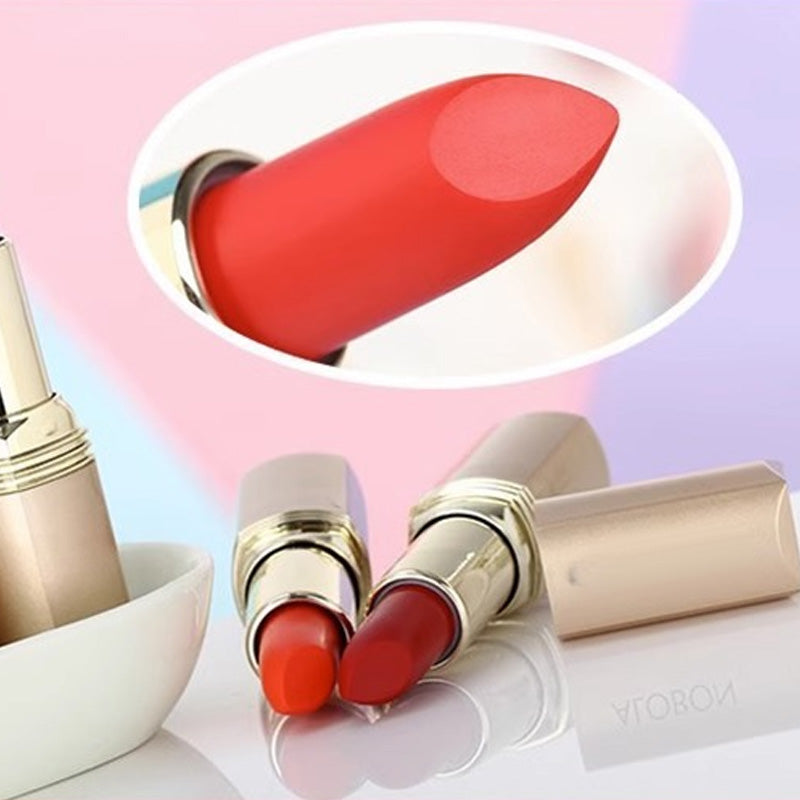 Rossetto matt idratente di rivetto