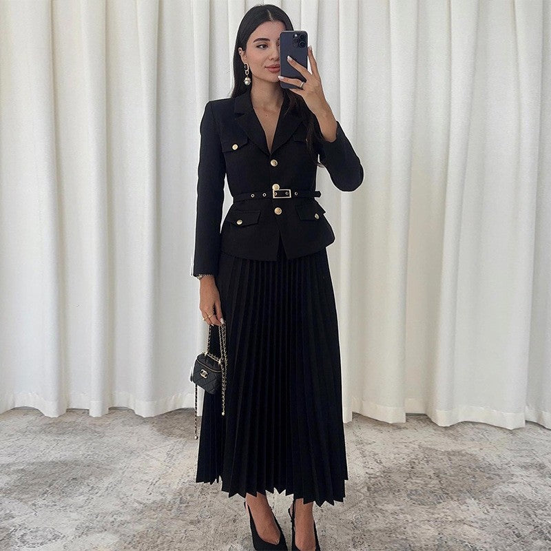 🎄Offres spéciales de Noël 50% de réduction🎄Ensemble deux pièces pour femme avec blazer à revers et jupe plissée (avec ceinture)