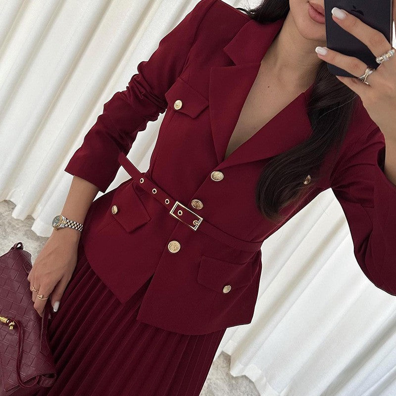 🎄Offres spéciales de Noël 50% de réduction🎄Ensemble deux pièces pour femme avec blazer à revers et jupe plissée (avec ceinture)