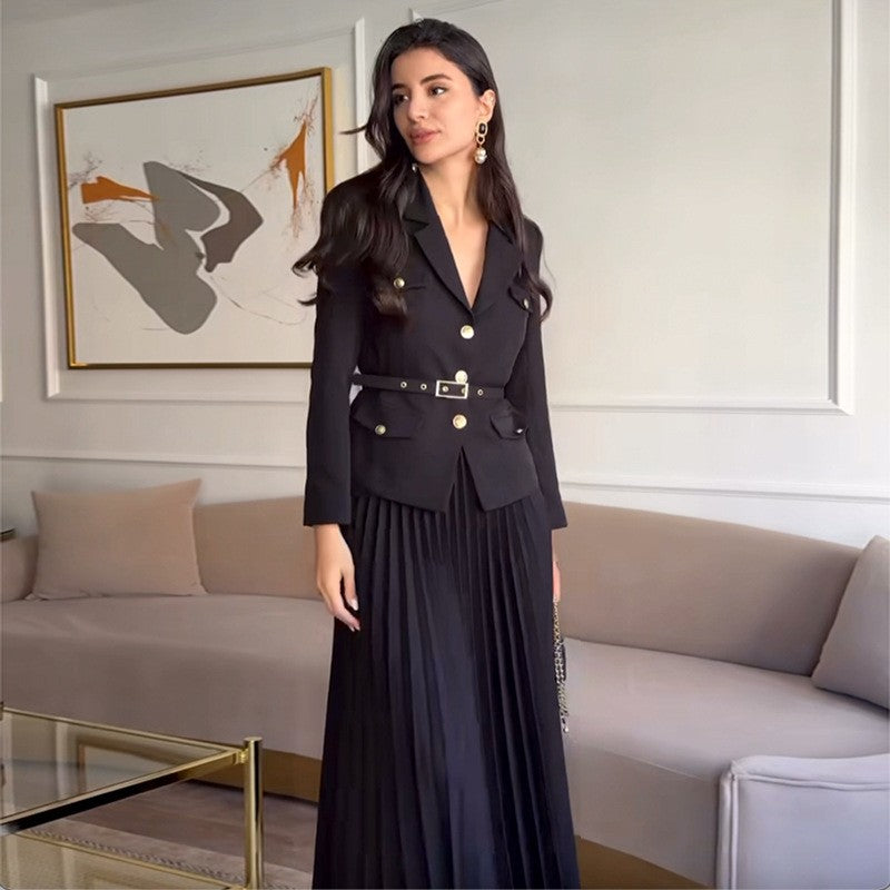 🎄Offres spéciales de Noël 50% de réduction🎄Ensemble deux pièces pour femme avec blazer à revers et jupe plissée (avec ceinture)