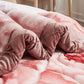 Luxuriöse, bedruckte Kingsize-Decke für das Bett