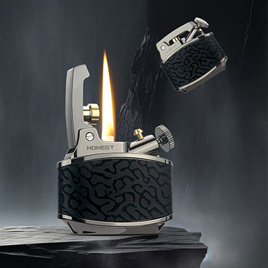 Refillable mini-kerosin lighter