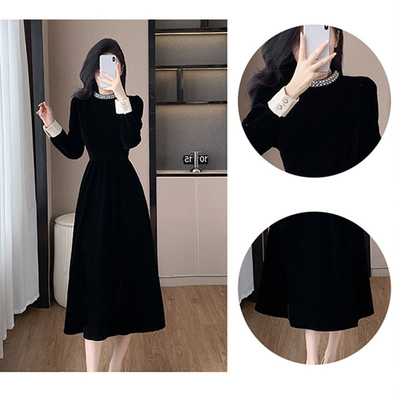 Vestido de mujer elegante con un escote circular y mangas largas