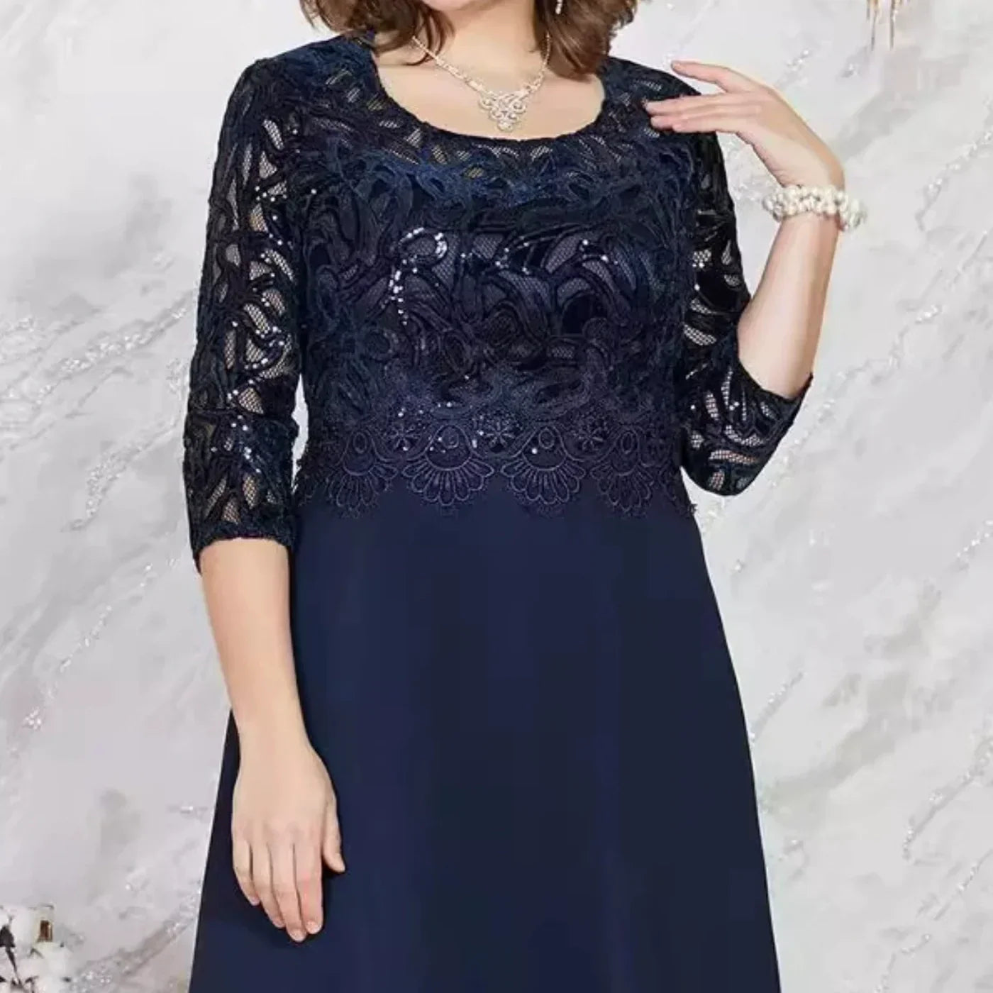👗Vårnyheter Tidsbegränsad 50% rabatt✨Elegant spetsklänning i plusstorlek
