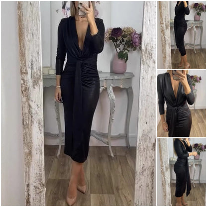 Vestido metálico de manga larga-cuerpo-cuerpo con un escrito en V