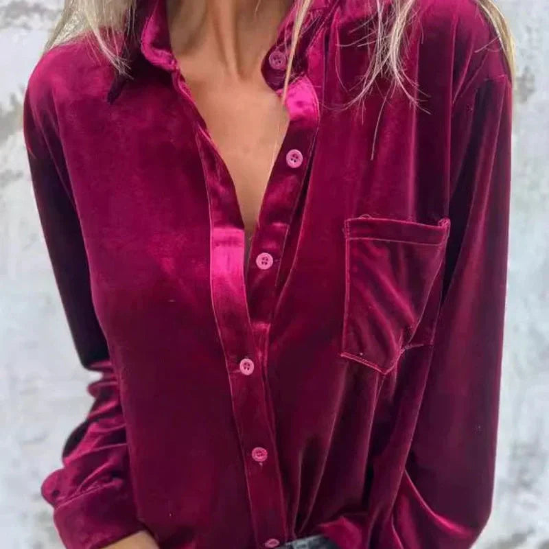 Camicia lunga per manichetta con placca e borsa per donne