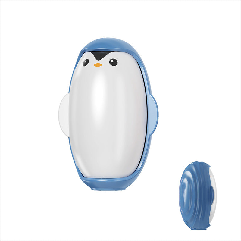 Rollador de pelusa lavable en forma de un pequeño pingüino