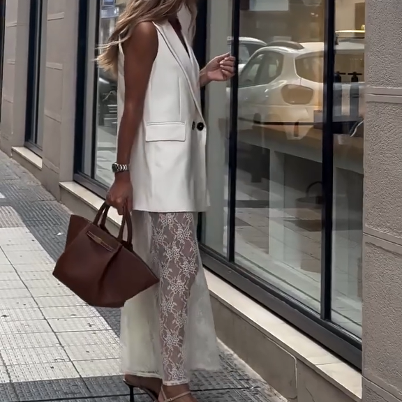 2-part set of sleeveless blazer vest and top skirt