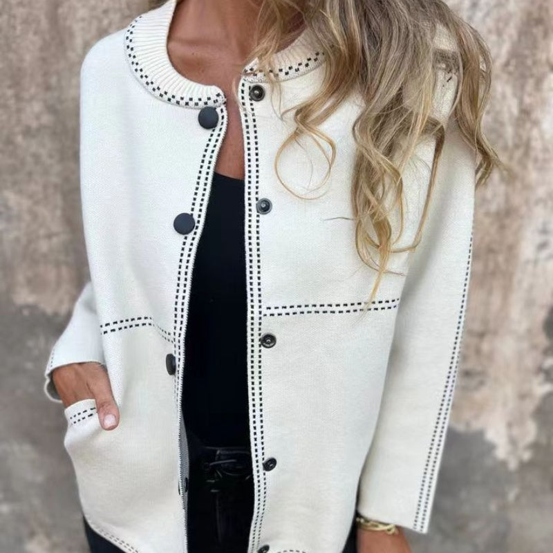 Cardigan féminin avec boutons