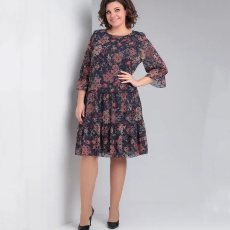 Abito per il tempo libero da donna con scollo circolare e motivo a fiori