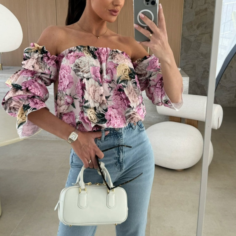 Off-shoulder-bluse med blomstertrykk og elastisk elastisk bånd på halsen