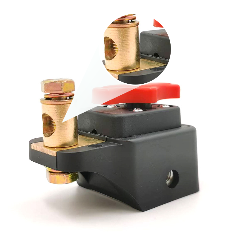 ⚡ Universal 12-24V car battery disconnect switch