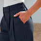 Pantaloni casuali con una cintura alta e una gamba dritta per le donne
