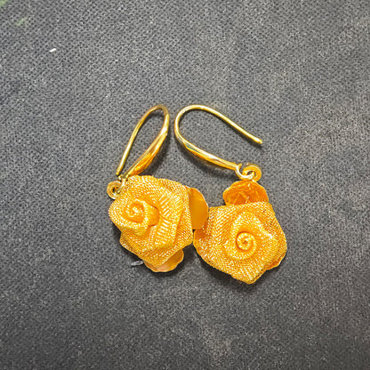 🔥Solange der Vorrat reicht 40 % Rabatt!🎉Die goldenen Jahre- Vielseitige goldene Rosen-Ohrringe für Damen