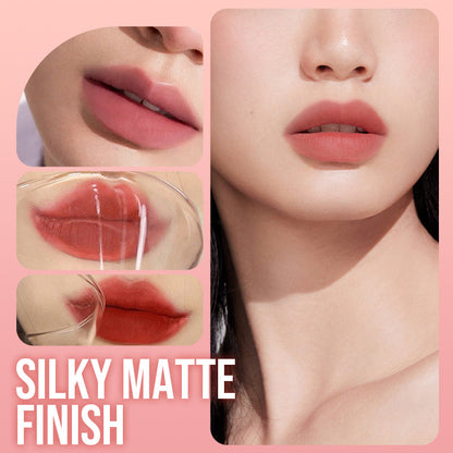 Weiche, matte, schwerelose Lippencreme