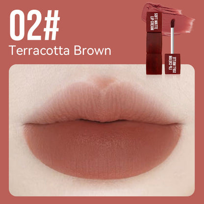 Weiche, matte, schwerelose Lippencreme