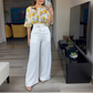 Set aus Oberteil mit Rundhalsausschnitt und weiter Hose