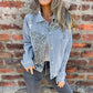 Modische Patchwork-Jeansjacke mit Leopardenmuster