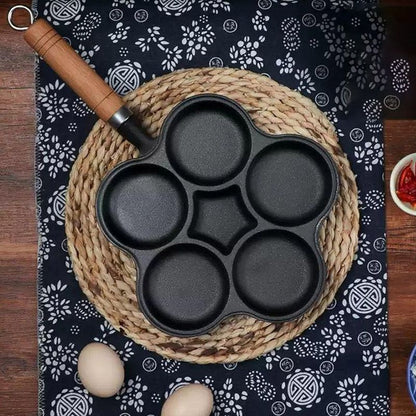🍳🔥 4-Tassen-Eier-Bratpfanne aus Gusseisen – Antihaftbeschichtung für perfektes Wenden & langlebige Qualität!