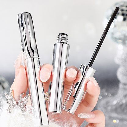 🔥Solange der Vorrat reicht 40 % Rabatt!🎉Wasserfeste Faser-Mascara – Sofortige Länge & Schwung