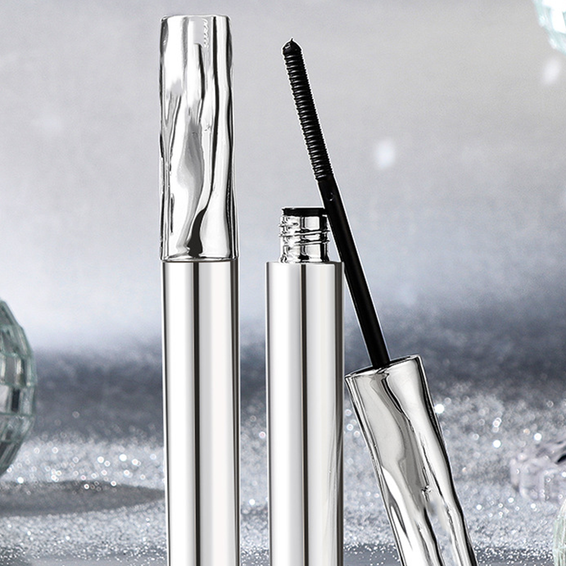 🔥Solange der Vorrat reicht 40 % Rabatt!🎉Wasserfeste Faser-Mascara – Sofortige Länge & Schwung