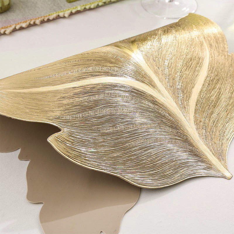 🔥Solange der Vorrat reicht 40 % Rabatt!🎉 Hitzebeständige 3D-Tischset mit Blattgold