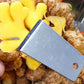 🔥 2 KAUFEN, 1 GRATIS! ✨ Scharfer und tragbarer Ingwerschäler – ergonomisches Sicherheitsdesign für müheloses Schälen von Ingwer, Knoblauch und Gemüse 🧄🥕