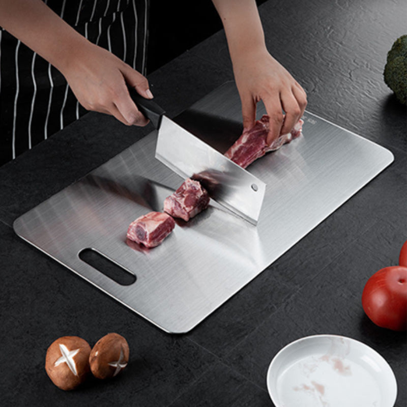 🔥Solange der Vorrat reicht 40 % Rabatt!🎉Stainless Steel Household Thickened Anti-Mould Cutting Board