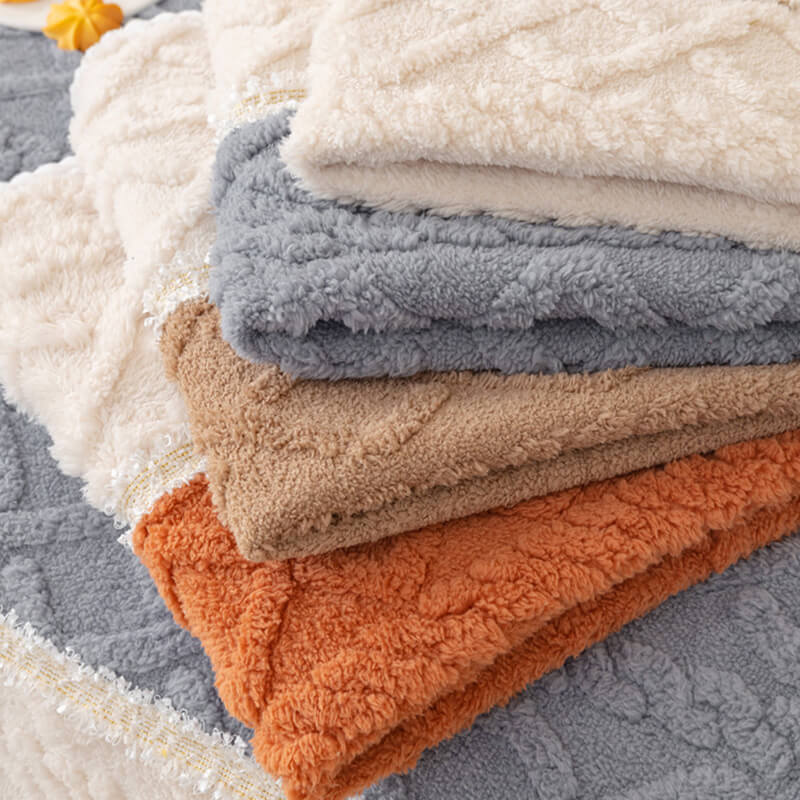 🔥Solange der Vorrat reicht 40 % Rabatt!🎉Rutschfeste Sofabezug aus Fleece