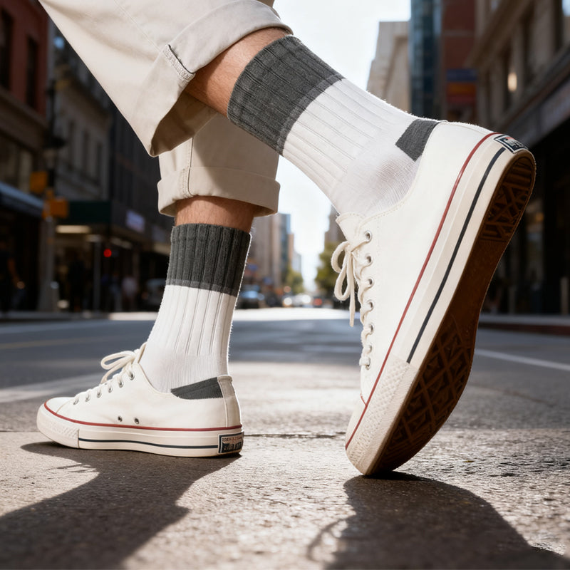 🔥Im Durchschnitt kostet ein Paar 2,5 Euro🔥Herren-Socken in Mid-Calf-Länge mit Farbblock-Design