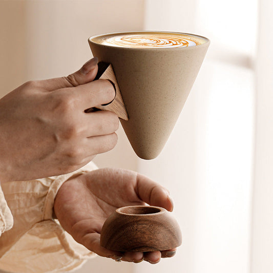 🔥Solange der Vorrat reicht 40 % Rabatt!🎉Vintage-Kaffeebecher mit Holzgriff und Untertasse ☕️