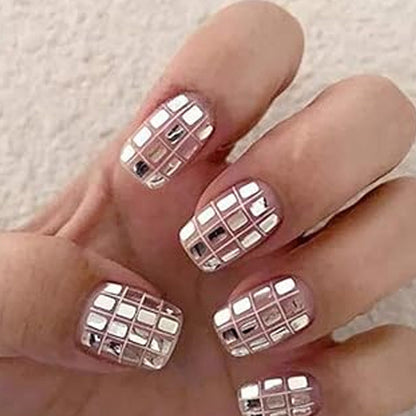 ✨JETZT 50 % RABATT! 🔥12-teiliges quadratisches Glitzer-Nagelkunst-Pailletten-Set🎉