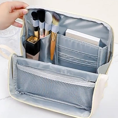 🔥Solange der Vorrat reicht 40 % Rabatt!🎉Stilvolle, unterteilte Kosmetiktasche für die Hand