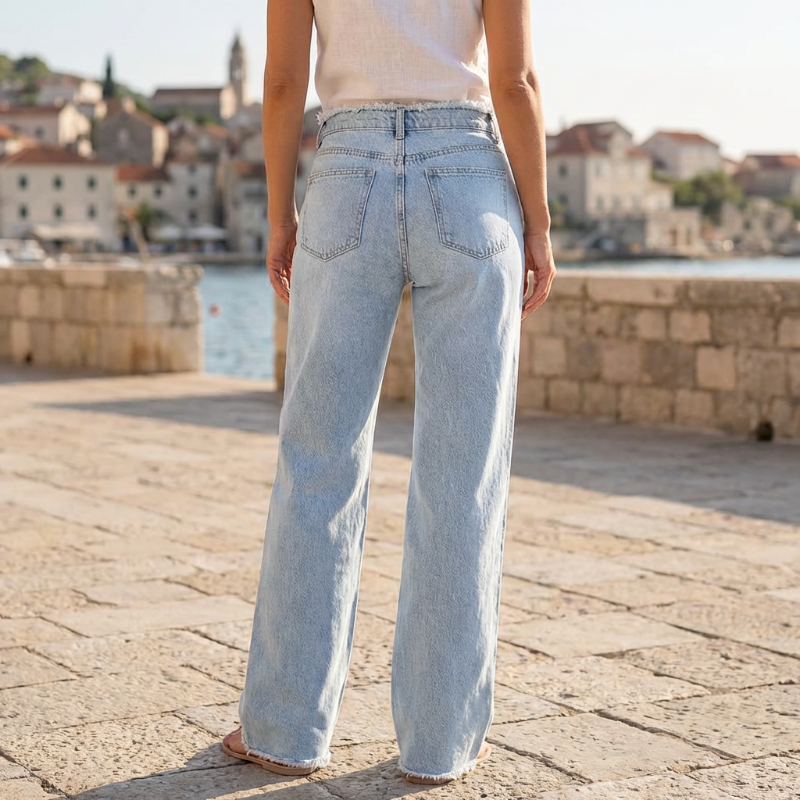 🔥Solange der Vorrat reicht 40 % Rabatt!🎉High-Waist Jeans mit weitem Bein und ausgefranstem Saum